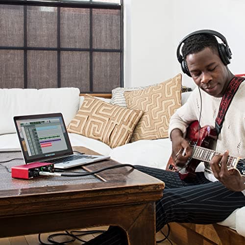 Focusrite Interface audio USB Scarlett Solo de 3e génération, pour les guitaristes, chanteurs(ses) et réalisateurs(trices), accompagnée de tous les logiciels dont vous avez besoin pour enregistrer