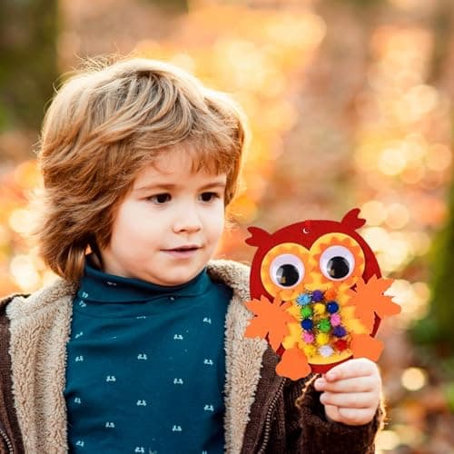 BETESSIN Loisirs Créatifs d'Automne et d'Hiver pour Enfant Bricolage Automne Mousse en Feutre avec Feuilles et Autocollant de Diamant Hibou Hérisson pour Halloween Thanksgiving Noël
