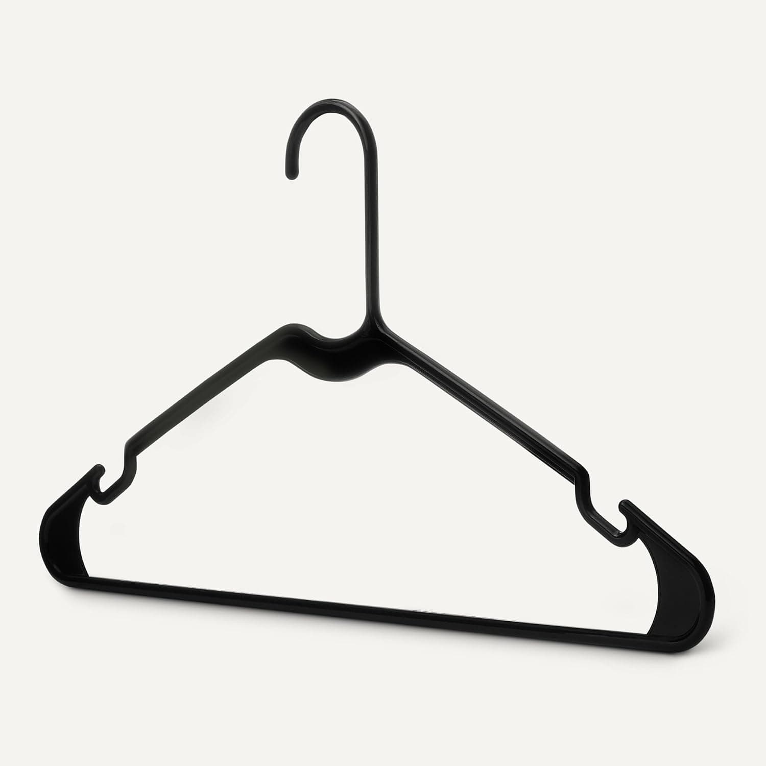 Amazon Basics Lot de 50 cintres en Plastique, Taille Adulte, Noir