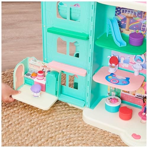 Gabby et la Maison Magique - Gabby Dollhouse - Playset La Cuisine De Petit Chou - 1 Figurine + Accessoires - Pièce Maison de Poupée - Dessin Animé Gabby Et La Maison Magique - Jouet Enfant 3 Ans et +