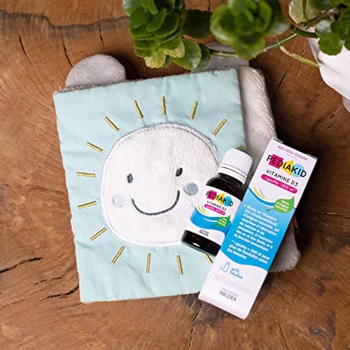 PEDIAKID - Vitamine D3 100% d'origine naturelle - Renforcement des défenses naturelles - Dès la naissance - Couvre 200% des apports journaliers recommandés - Flacon de 20ml