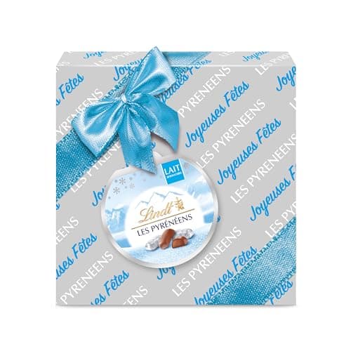 Lindt - Boîte Cadeau LES PYRÉNÉENS - Chocolat au Lait Frais et Fondant - Idéal pour Noël, 204g