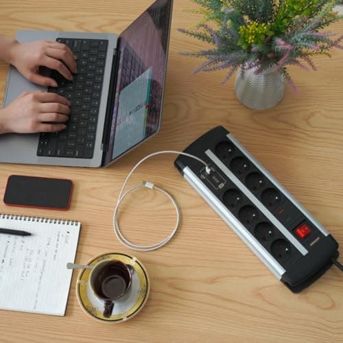 UCOMEN Multiprise Parafoudre avec Chargeur Rapide USB A et USB C 20W,Multiprise 8 Prises (3680W 16A) Parasurtenseur et Surtension avec Interrupteur, Câble de 1,5m,Multiprise Bureau Type E (FR), Noir