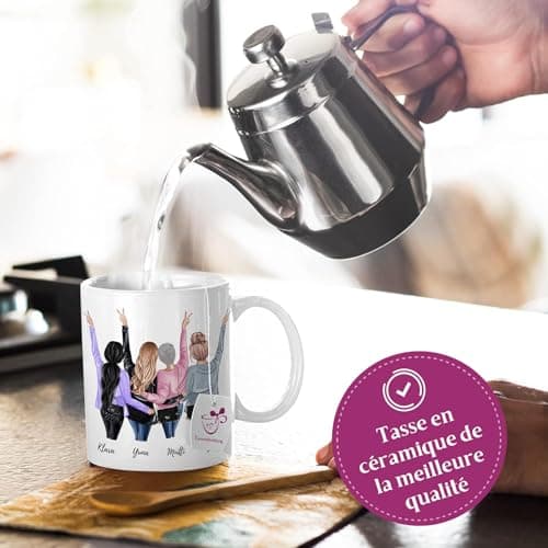 Cupdarling® Tasse Personnalisable Cadeau Maman Avec 3 Filles - Cadeau Mere Fille - Cadeau Anniversaire Maman - Cadeau Fete Des Meres - Mug Original Pour Maman - 330 mL Céramique