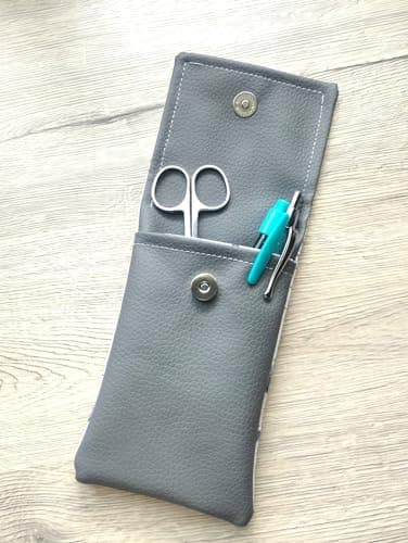 pochette d'infirmière pour poche blouse aimantée prénom personnalisé stylo et ciseaux soignant docteur médecin cadeau Sage Femme Ash Aide-soignante