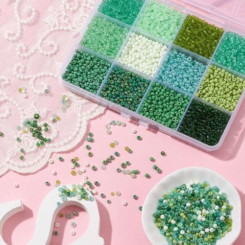 UR URLIFEHALL Lot de 3 600 mini perles intercalaires en verre 8/0 pour fabrication de bijoux - 12 couleurs - Vert
