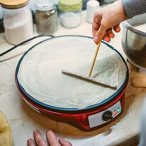 HOFMEISTER® Répartiteur de pâte à crêpes en bois - Répartiteur pour pâte à galettes et crêpes, étale la pâte de manière très fine et uniforme, pas de rayures sur la plaque de cuisson, 22 cm