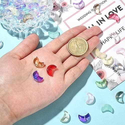 Stiesy Lot de 100 perles en verre colorées en forme de croissant de lune - Perles d'espacement transparentes pour la fabrication de bijoux et de bracelets