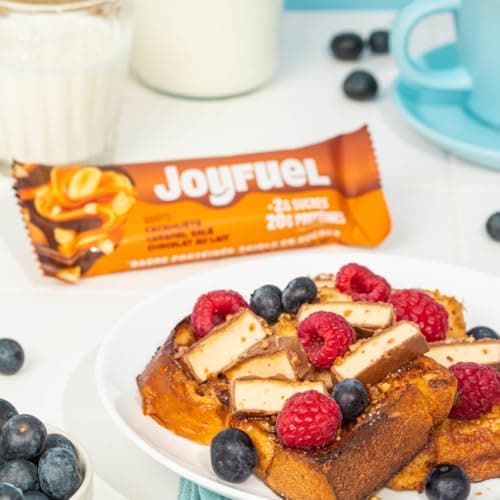 JOYFUEL Barre Protéinée - Goûts Chocolat au Lait, Cacahuètes & Caramel - <2g de sucre - 20g de protéines - 12 barres X 55g
