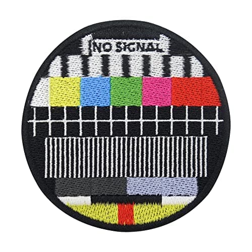 Finally Home Écusson Thermocollant | Motif TV rétro sans signal | Patch à coller au fer à repasser ou à coudre | Pièce de décoration ou réparation pour vêtement, jean, sac, pantalon, veste