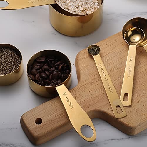 Cuteefun Set de 9 Tasses et Cuillers à Mesurer, Manche en Acier Inoxydable avec Mesures Métriques et Américaines, Finition Polie Or, Cuillere Doseuse Sèche et Liquide pour Pâtisserie, Cuisine(Or)