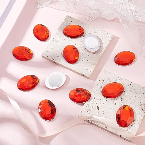 FINGERINSPIRE 30pcs 40x30mm Dos Plat Ovale Acrylique Strass Rouge Auto-Adhésif Bijoux Grand Ovale Dos Plat Plastique Gemmes Embellissements Coller Sur Bijoux pour Costume Faire Cosplay Artisanat