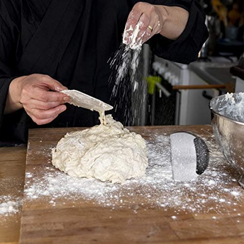 Vicloon Grattoir à Pâte,3pcs Corne Patisserie,Coupe-Pâte Plastique,Grattoir à Pâte en Plastique et Acier Inoxydable pour Cuisine,Pâtisserie,Crêpes
