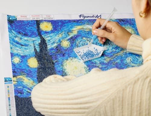 Figured’Art Diamond Painting Broderie Diamant 40x50cm Toile Entière Roulée avec Strass Perles Carrés - Van Gogh Terrasse de Café - Kit Complet 5D DIY Activité Manuelle Loisirs Créatifs Adultes