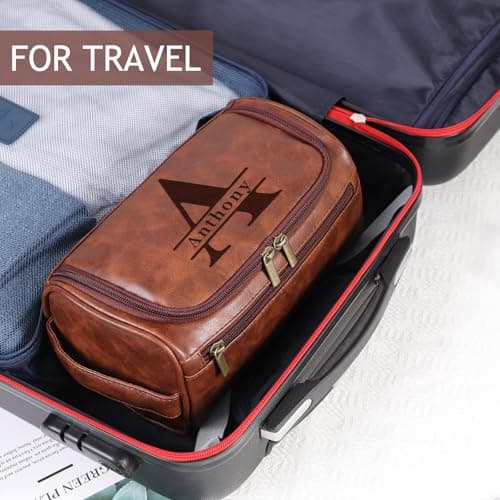 Trousse de toilette personnalisée pour homme, Trousse de voyage Dopp Kit, Nom personnalisé Initiales Cadeau pour garçons d'honneur, Meilleur homme, Fête des pères, Mariage, Anniversaire, Mari