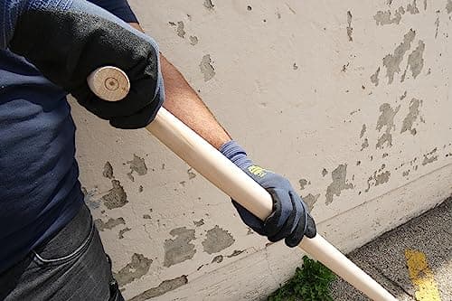 DEWEPRO Grattoir à choc avec manche en bois - Grattoir pour sol, goudron, plâtre, mortier – Très stable avec entretoises et lame en acier à ressort - Largeur : 300 mm - Longueur totale environ 137 cm.