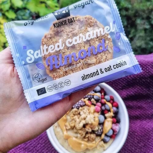 Kookie Cat Caramel Salé Amande-Biscuits Végétaliens Emballés Individuellement, Sans Gluten, Sans Soja, Biologique, Amande & Avoine-12 X 50g Multipack