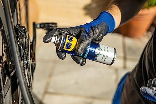 WD-40 SPECIALIST • Lubrifiant Chaîne Vélo Toutes Conditions • Aérosol • Formule au PTFE pour empêcher l'adhérence des saletés • Protection anticorrosion • Réduit les points de friction • 250 ML
