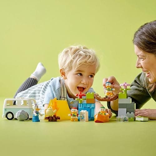 LEGO Duplo Disney Mickey et Ses Amis L'Aventure au Camping, avec Jouet Voiture, Canoë et Figurine Daisy Duck, Jeu de Construction de Caravane pour Enfants Dès 2 Ans, Filles et Garçons 10997