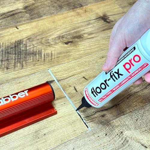 Floor-Fix Pro | Plank Grabber + Adhesif + Mallet Outil Pose Parquet Flottant | Adhérence Nano-Suction | Comble Écarts | Compatible Barre Traction | Fabrication Britannique, Aluminium