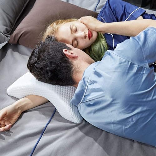 ALEVMOOM Oreiller de Bras pour Couples,Oreiller pour Bras de Dormeur Latéral,Oreillers Câlins,Oreillers Oreiller de Repos de Bras Cou en Mousse à Mémoire,Oreillers Ergonomiques pour la Nuque (Blanc)