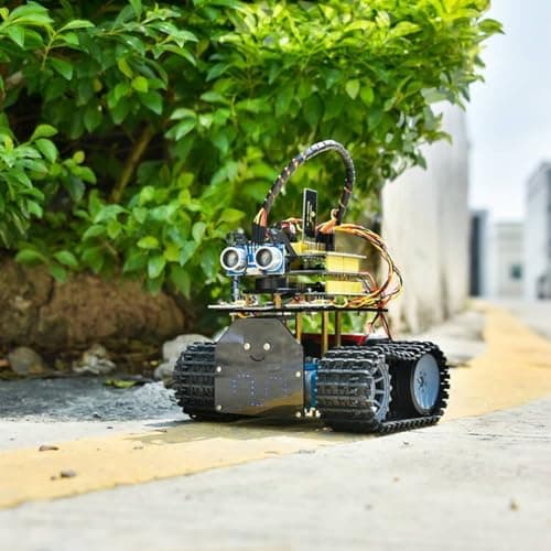 KEYESTUDIO Smart Robot Tank Car Kit V2 Compatible avec Arduino IDE Kit de Construction électronique avec microcontrôleur, Module Bluetooth, Robot de Voiture Jouet pour Enfants