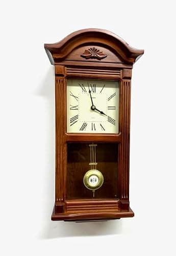 Horloge murale pendule 49 cm, horloge pendule, horloge de carillon avant les cloches, fabriquée en bois. Disponible en num. Romains