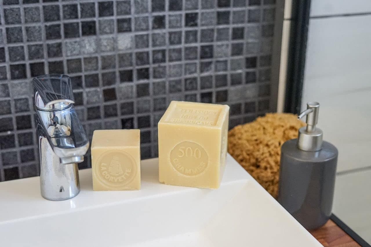 La Corvette Cube de Savon de Marseille Extra Pur Ecocert Boite Carton 100 g