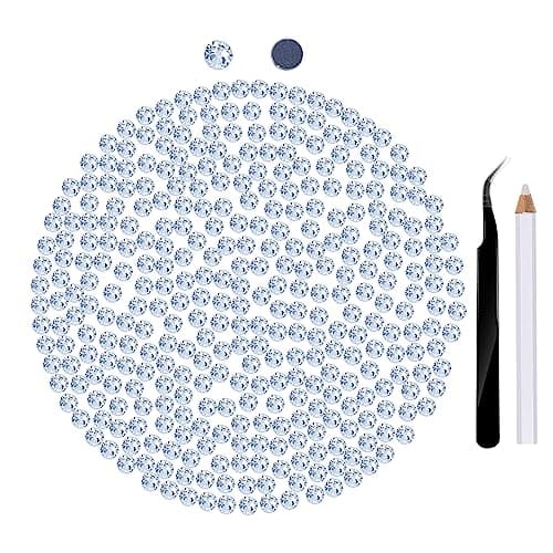 FlyWave Strass Thermocollant pour Vetement 1800 Pcs, Strass Hotfix Blanc et en Couleur, Strass a Coller Avec Pince à Épiler, Strass Thermocollant pour Décorer les Vétements, les Chaussures, Les Ongles