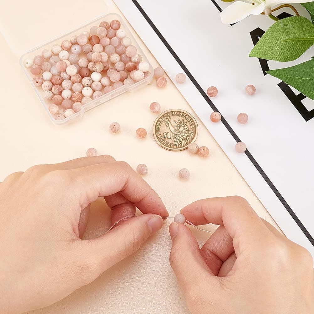 OLYCRAFT 100pcs Perles Pierre Soleil Naturelle Lisses Bracelet Collier | 6mm De DiamèTre, 1mm Trou, Pierre éNergéTique Vrac, Parfaites Pour Fabriquer Vos Bracelets, Colliers Et Boucles Artisanaux