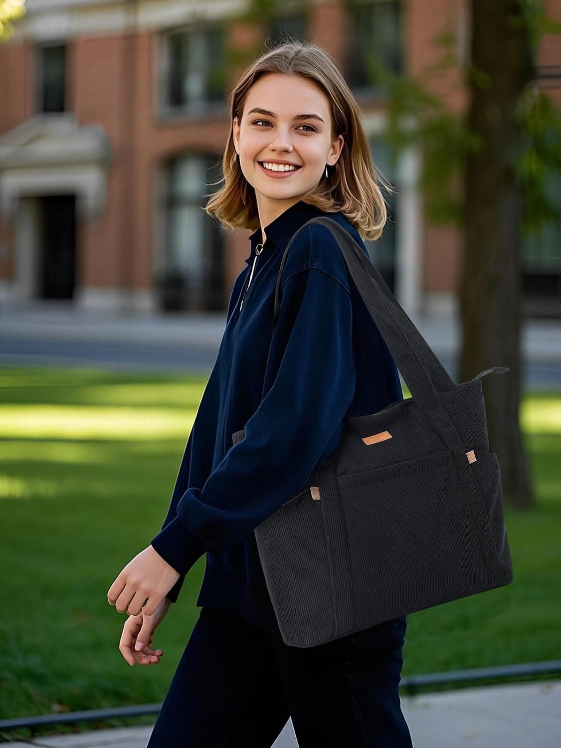 Lekesping Sac Fourre-Tout Femme Grand en Velours Côtelé, Bandouliere Cabas avec Fermeture Éclair et Poches, Léger Sac a Main Ordinateur 17 Pouces pour Voyage Shopping Université et Usage Quotidien