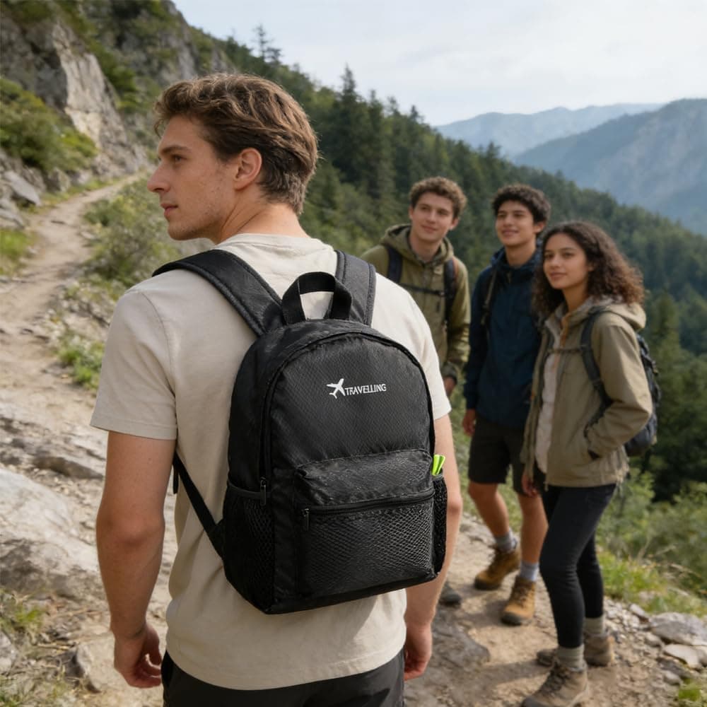 Sac à Dos Pliable Ultra Léger 15L, Noir Sacs à Dos de Randonnée Imperméable | Léger et Portable, pour Homme et Femme, Excursions, Escapades Urbaines, Shopping et Vacances