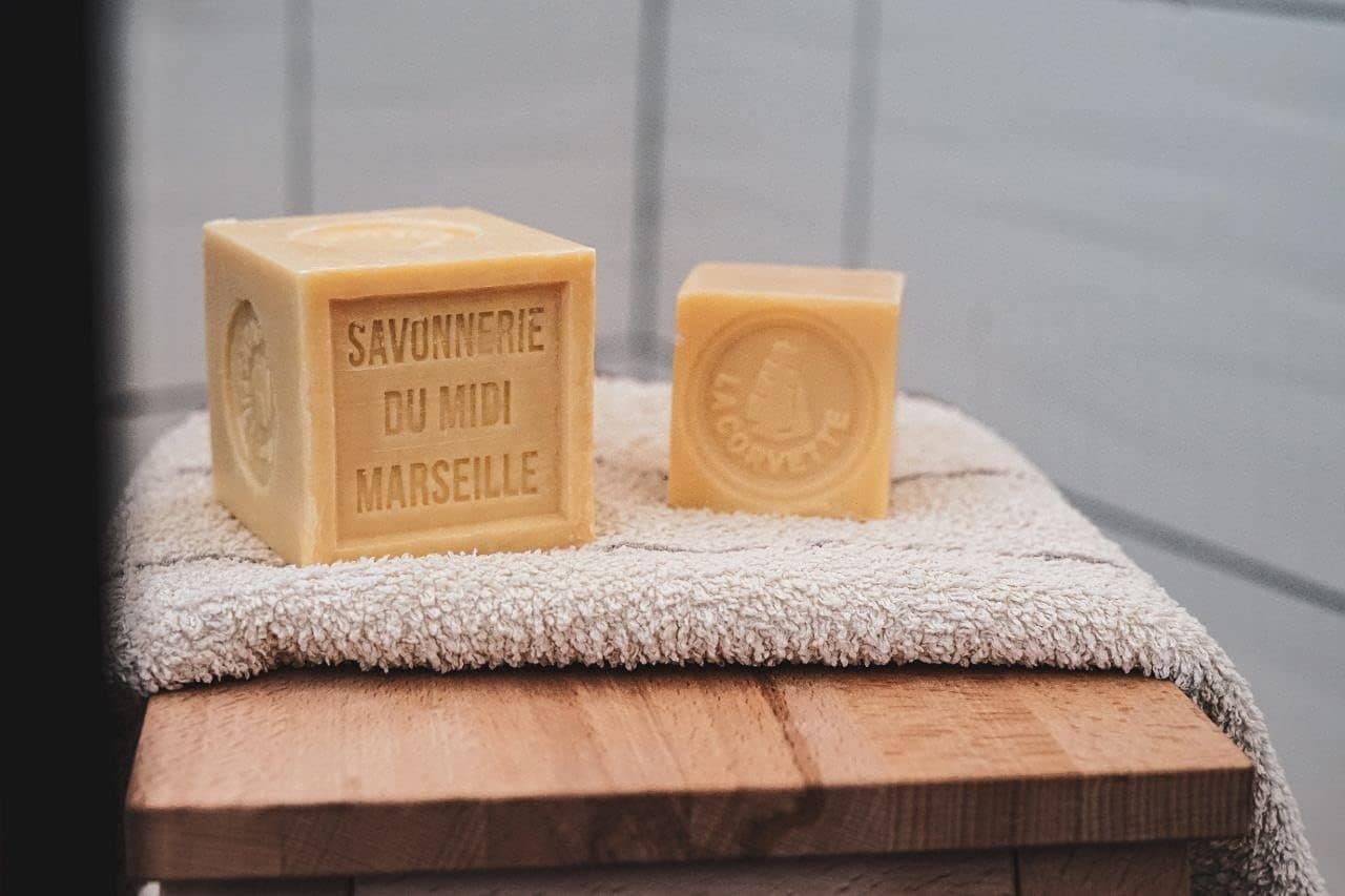 Cube de Savon de Marseille Extra Pur - Film - 500g - COSMOS NATURAL (Lot de 2)