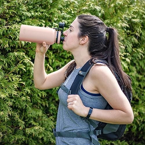 BOZ Gourde Isotherme En Acier Inoxydable 1L, Sans BPA, Isolation Sous Vide | Gourde Inox Avec Couvercle Anti Germe, Bouteille d'Eau 1 Litre pour Bureau, Sport, Voiture, Randonnée, Gym (Rose poudré)