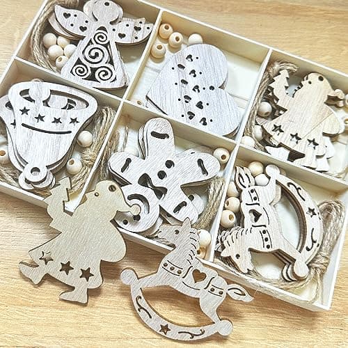 FRUHLING 30 Pièces Pendentifs en Bois de Noël Decoration Sapin Noël Bois Arbre de Noël Ornements avec Boîte en Bois pour Etiquette de Cadeau et Décoration Bricolage 6 Styles