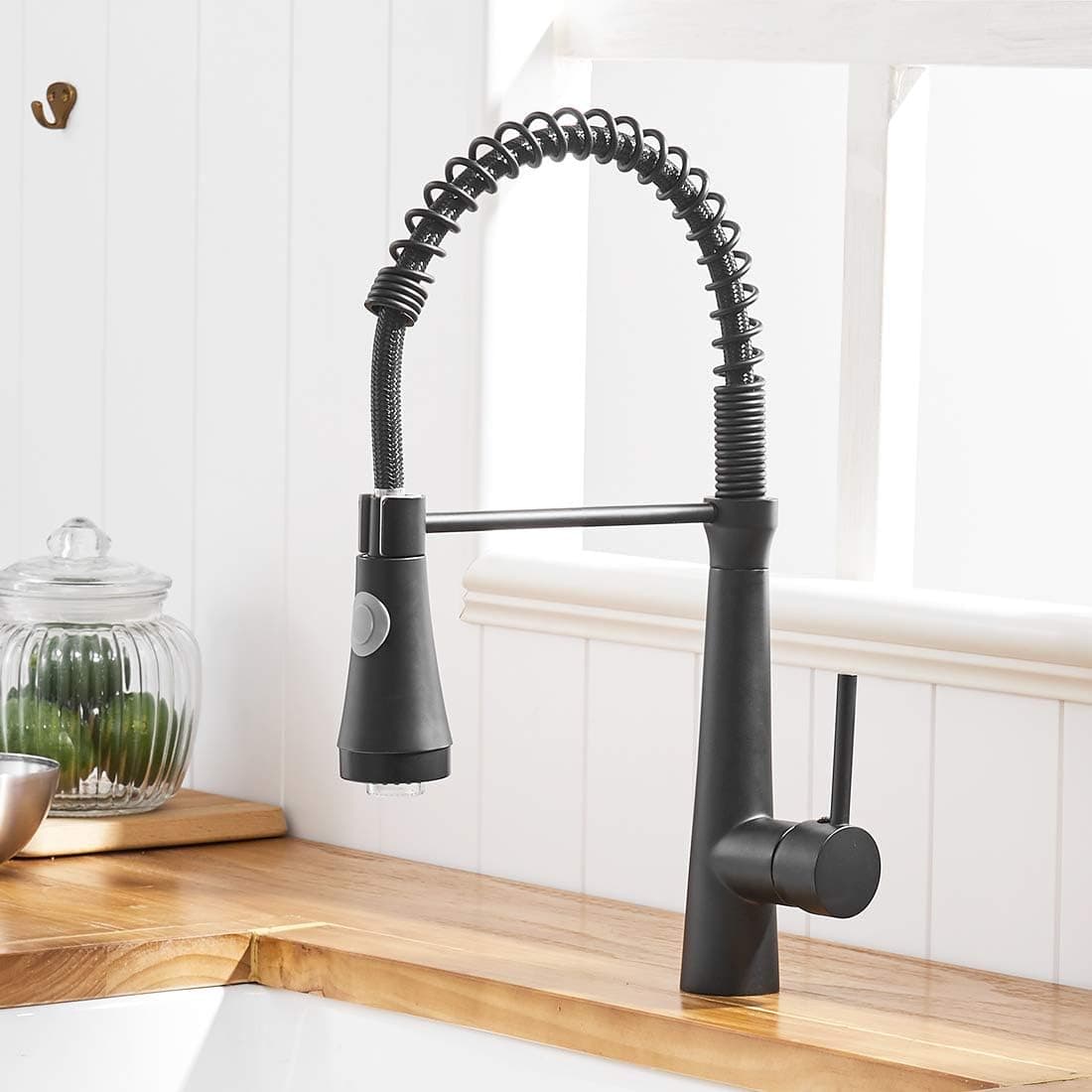 TIMACO Cuisines de robinet LED avec ressort en spirale, raccords d'évier pivotants à 360 °, robinetterie de cuisine et douche coulissante - Haute pression, noir