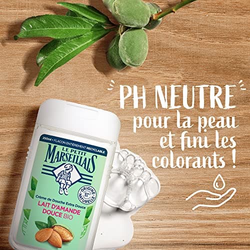 Le Petit Marseillais Crème de Douche Lait d'Amande Douce Bio, 6 x 250 mL | Extra Douce, Gel douche avec 92 % d'ingrédients d'origine naturelle, pH neutre pour la peau et sans colorant