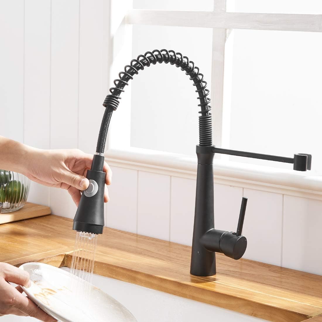 TIMACO Cuisines de robinet LED avec ressort en spirale, raccords d'évier pivotants à 360 °, robinetterie de cuisine et douche coulissante - Haute pression, noir