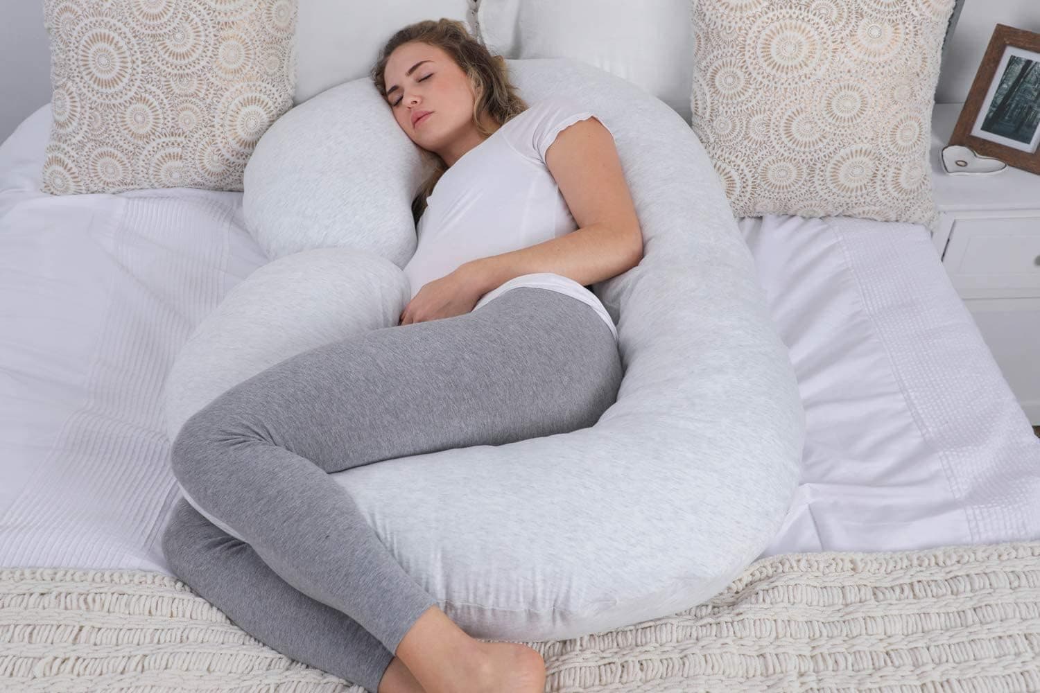 Pharmedoc Coussin de Grossesse - Coussin Allaitement en Forme de C, Coussin Maternité et Coussin Grossesse pour Dormir & Oreiller de Grossesse (Gris Clair)