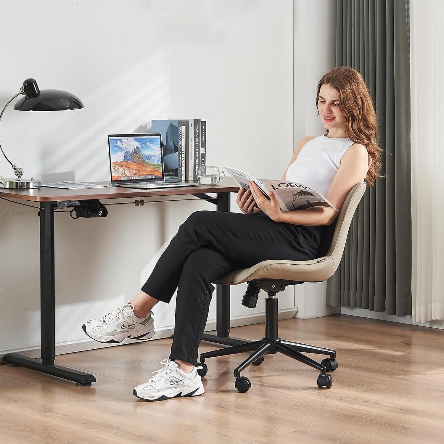 YOUTASTE Chaise de Bureau Ergonomique, Queue de Poisson, Siège Pivotant avec roulettes, Réglable en Hauteur, Cuir PU, Confortable et Modernee, pour Bureau ou Maison, Capacité 136kg, Kaki