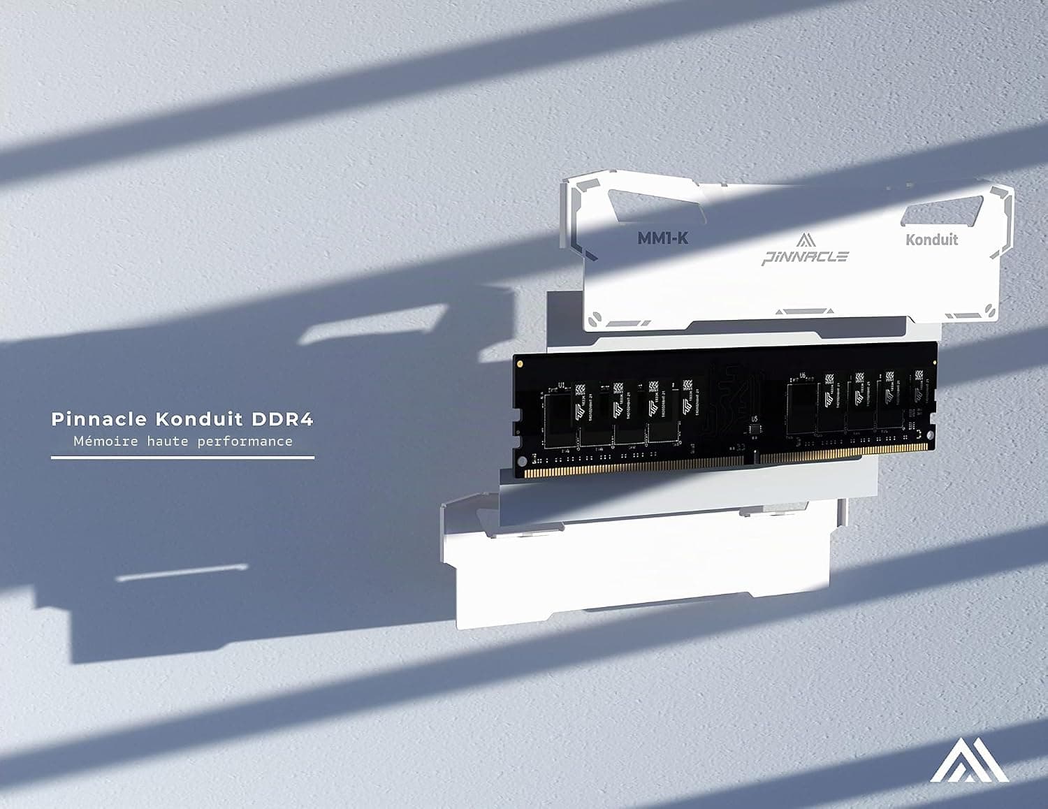 Timetec Pinnacle-Konduit DDR4 XMP2.0 Overclocking 1.35V Dual Rank Compatible pour AMD et Intel Desktop Gaming PC Module - Blanc (3200Mhz 16GB(2x8GB))