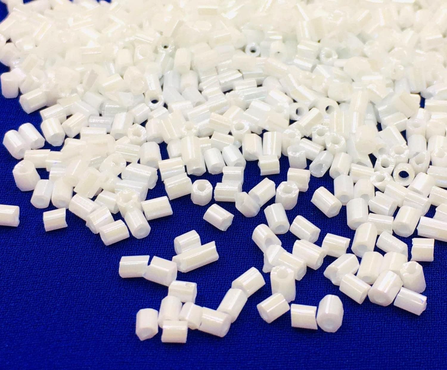 Perlin Perles en verre blanches opaques de 2 mm pour la broderie de perles de rocaille, fabrication de bijoux, mode de mariée, bricolage