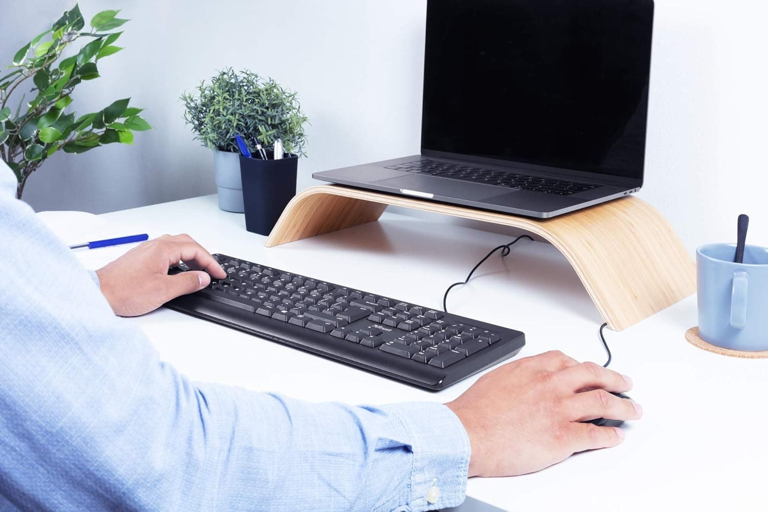 Trust Taro Clavier Filaire USB AZERTY Français, Touches Plates, Noir | AZERTY FR