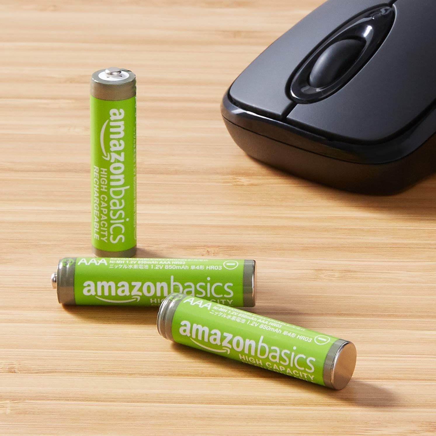 Amazon Basics Lot de 12 piles rechargeables AAA NiMH haute capacité, 850 mAh, 1,2 V, rechargeables 500 fois, préchargées