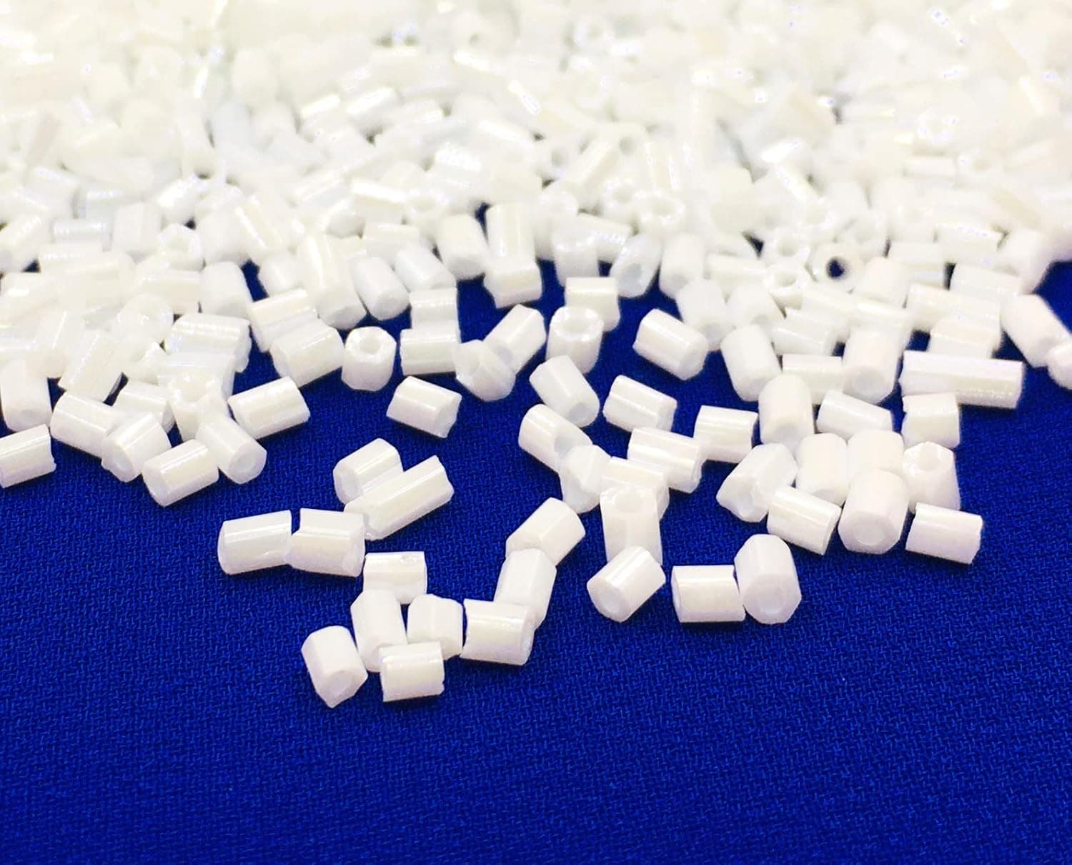 Perlin Perles en verre blanches opaques de 2 mm pour la broderie de perles de rocaille, fabrication de bijoux, mode de mariée, bricolage