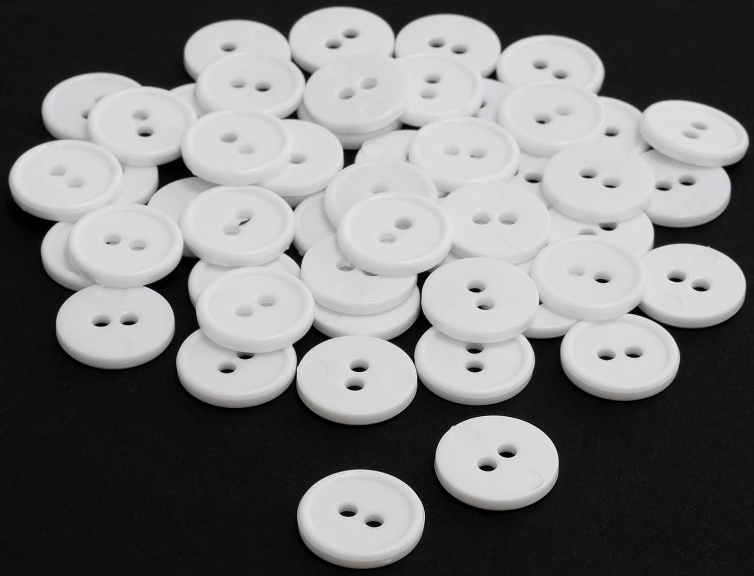 AERZETIX - C65548 - Lot de 50 Boutons à coudre ronds Ø15x2.2 mm avec bord à 2 trous L24 24L en plastique - couleur: blanc - diamètre de l'ouverture 2 mm - mercerie couture vêtements