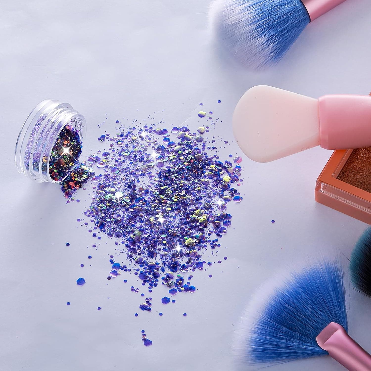 Giantree Festival Paillettes Visage avec 2 Pinceaux à Double Tête en Coton - 12 Couleurs pour Déguisement Festif, Ongles, Cheveux, Lèvres, Corps - Christmas Maquillage Glitter (Couleur 2)