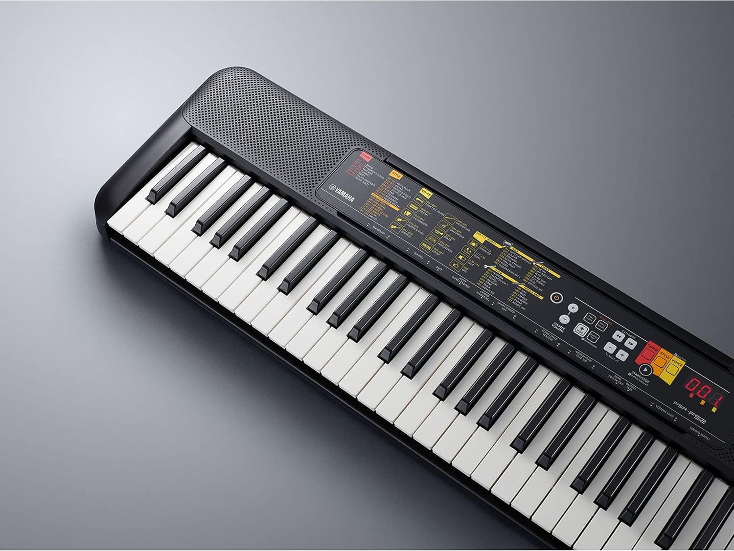 Yamaha PSR-F52 Clavier Arrangeur - Un clavier compact pour les débutants avec 61 notes, 144 sonorités d'instruments et 158 styles. finition en noir