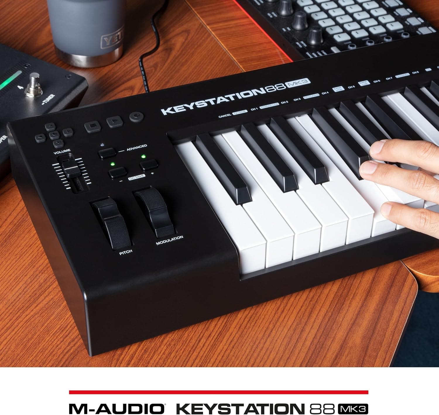M-AUDIO Keystation 88 MK3 Controleur USB MIDI | Controleur 88 Touches Semi-Lestees pour Synthetiseurs Virtuels et Logiciel DAW d'Enregistrement Inclus