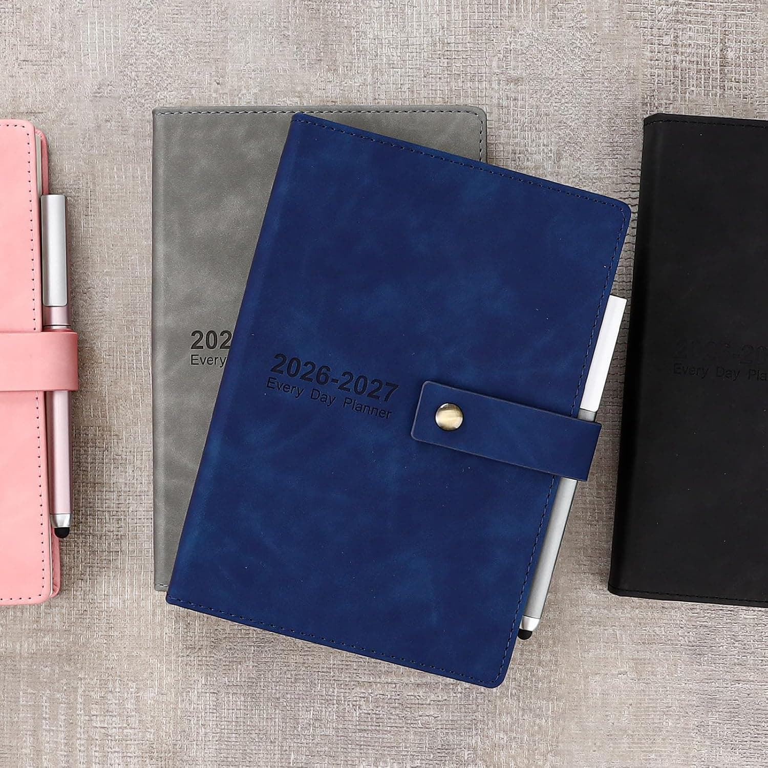 Agenda académique journalier 2026-2027 de juillet 2026 à juin 2027 avec couverture rigide et stylo, marque-page, onglets mensuels, autocollants (bleu)